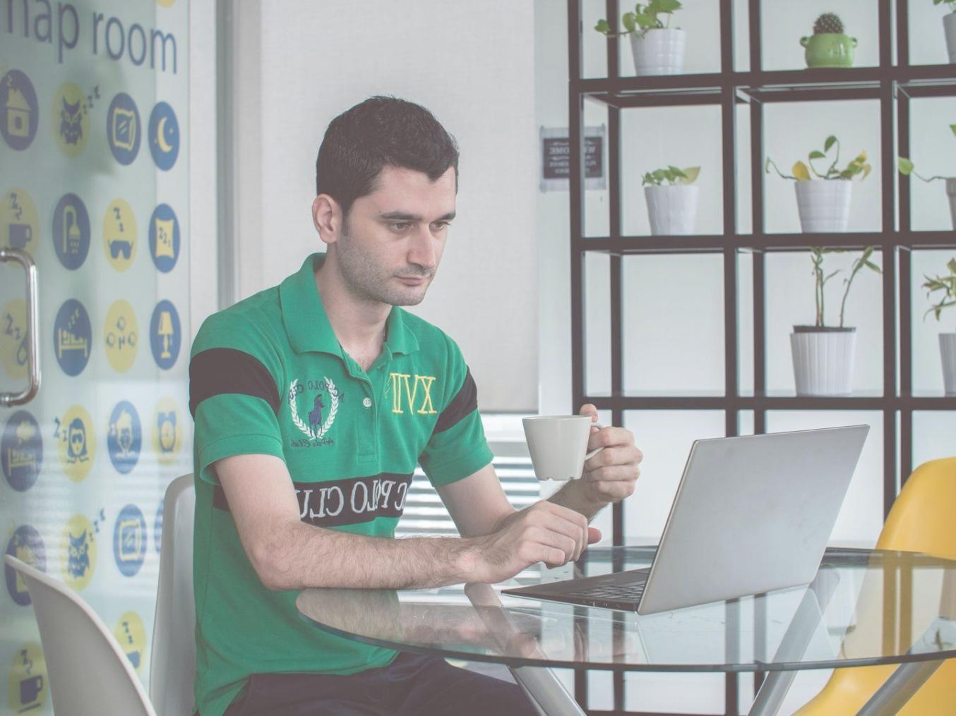 Espacio de trabajo colaborativo donde socios estratégicos desarrollan proyectos financieros conjuntos